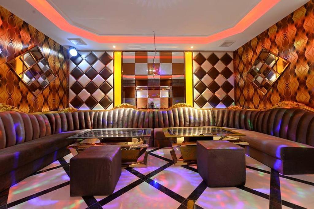 Hotel Marvel Mandalaj Kültér fotó