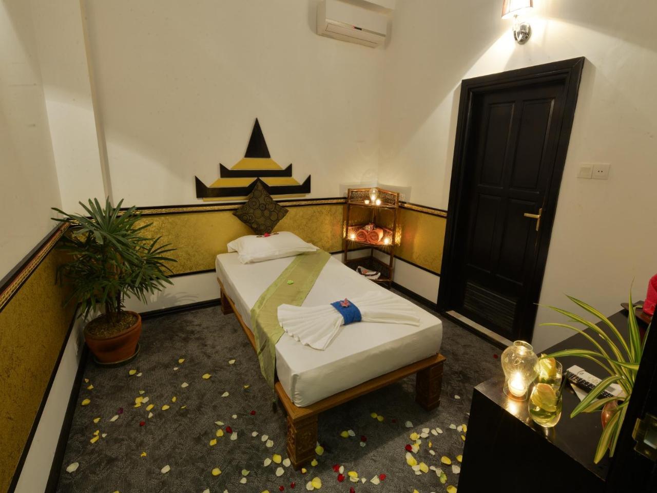 Hotel Marvel Mandalaj Kültér fotó